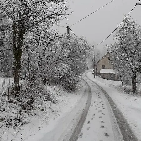 Mala Kuca Nyaraló Vele Drage