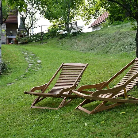 Mala Kuca Vele Drage