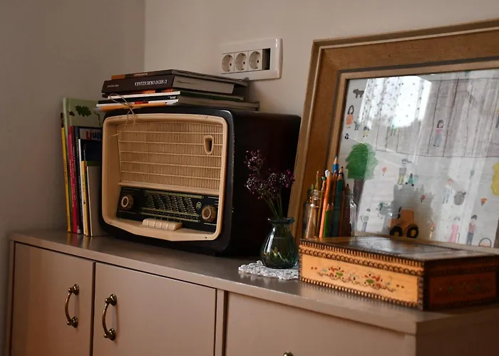 Mala Kuca Vele Drage